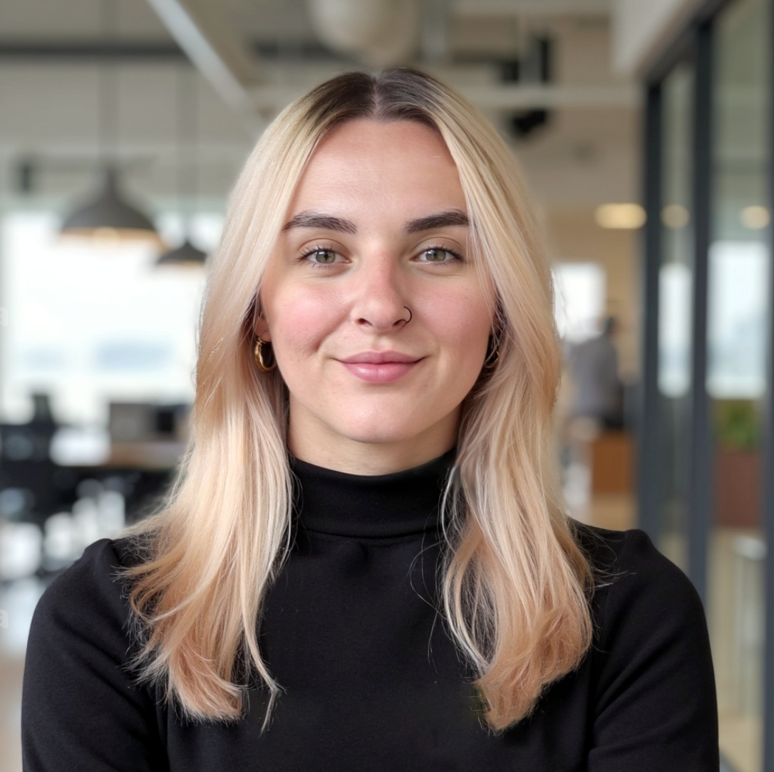 Portrait of Eryn Niamh